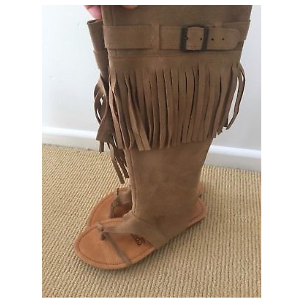 SOLD 🫶🏼 Spell & the Gypsy Vintage gladiator Sandals